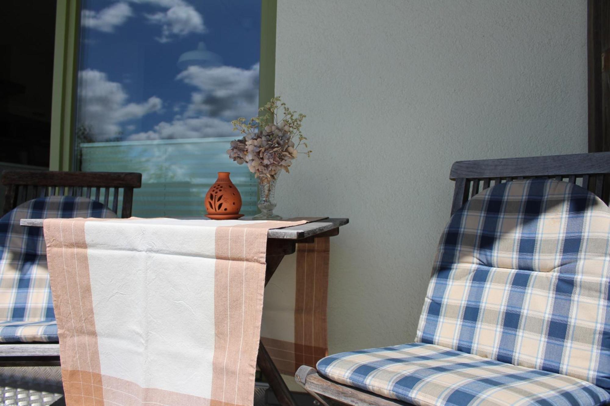 Schwalbennest Am Cafe Wunder Bar Apartamento Bad Sulze Exterior foto
