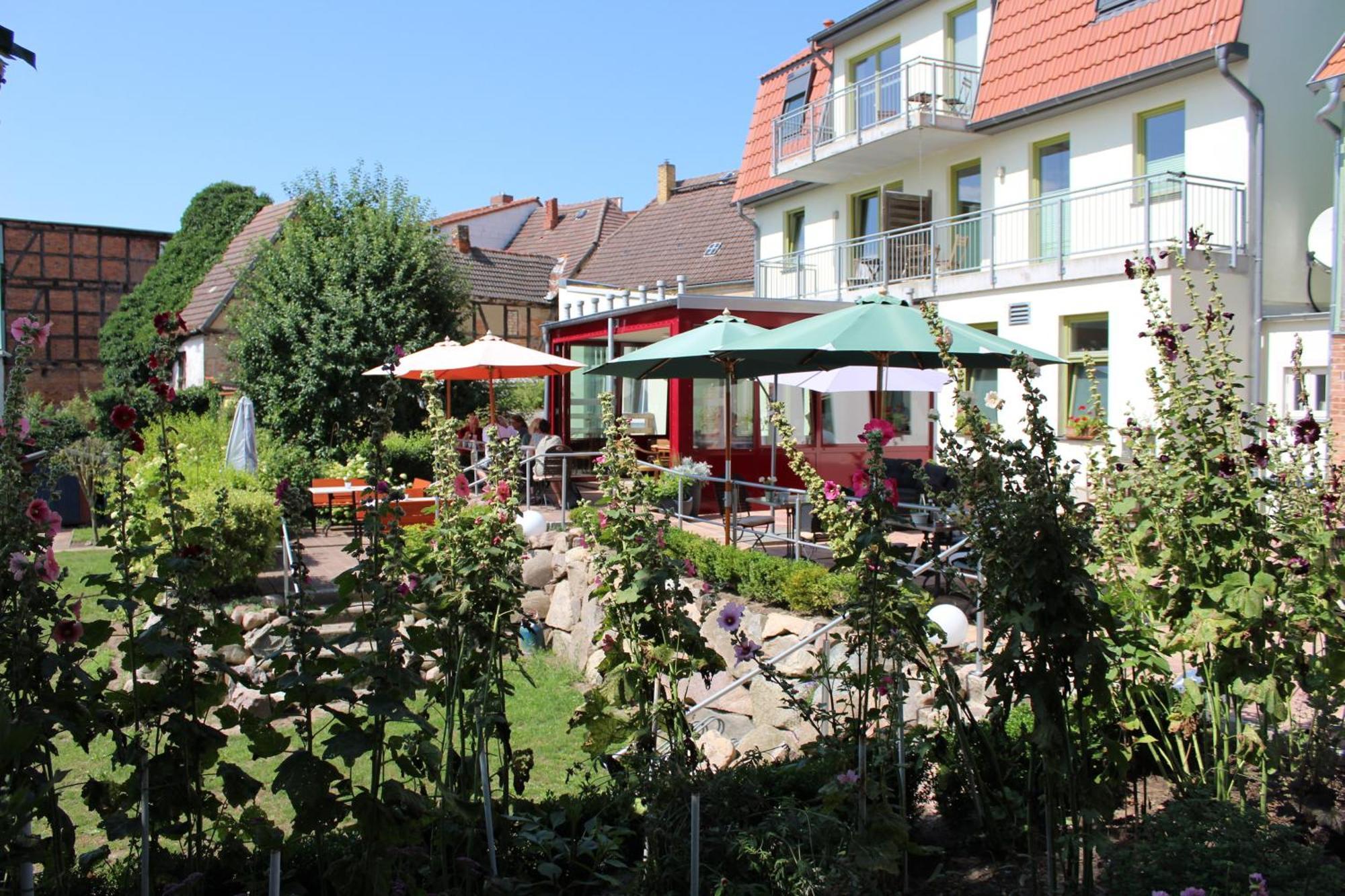 Schwalbennest Am Cafe Wunder Bar Apartamento Bad Sulze Exterior foto