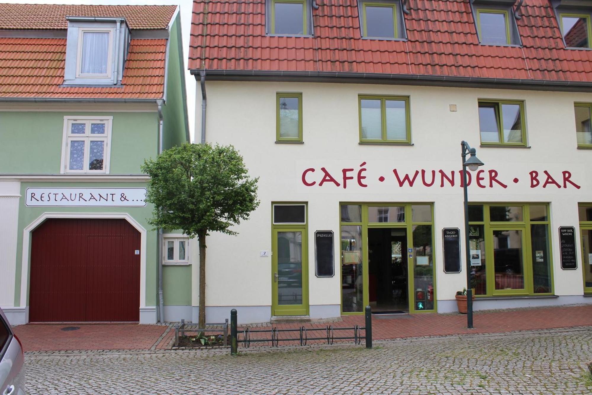 Schwalbennest Am Cafe Wunder Bar Apartamento Bad Sulze Exterior foto